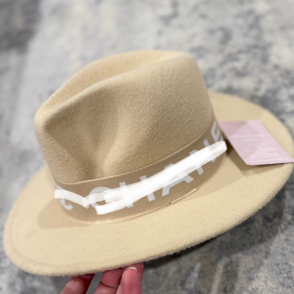 CC hat NEW NEVER WORN